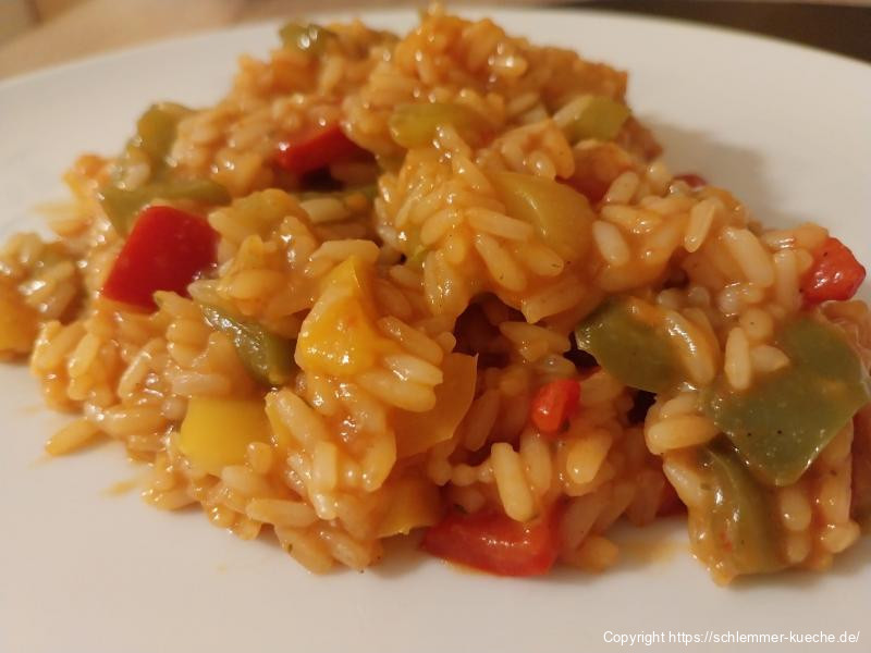 Reistopf mit Paprika