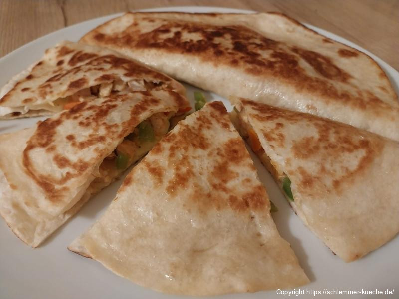 Quesadillas mit Hähnchenfüllung