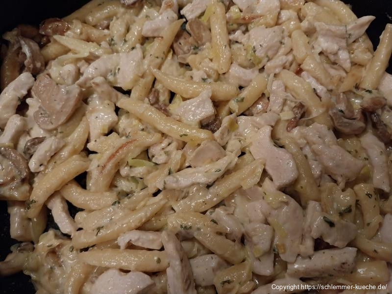 Schupfnudelpfanne mit Hähnchen