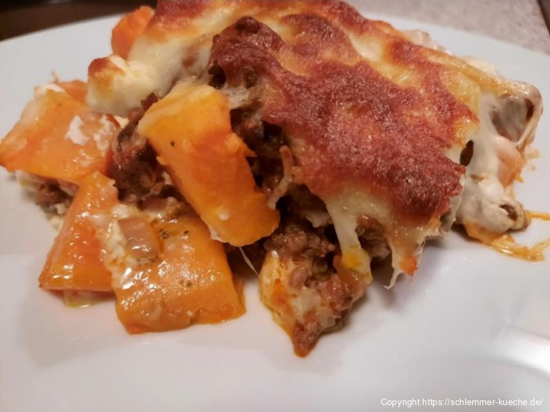 Süßkartoffelauflauf mit Hackfleisch und Feta