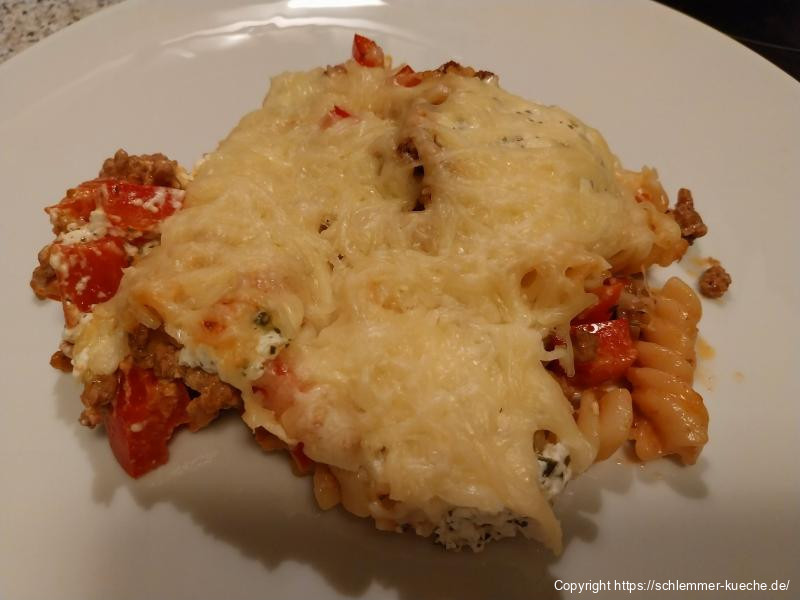 Einfacher griechischer Nudelauflauf