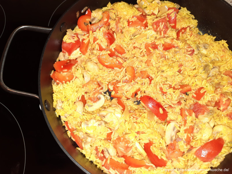 Vegetarische Curry-Reispfanne