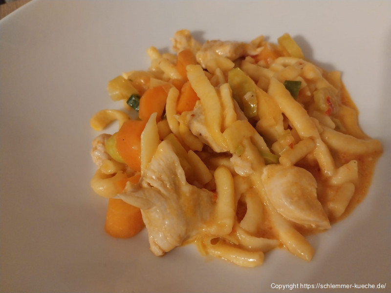 Hähnchengeschnetzeltes mit Spätzle