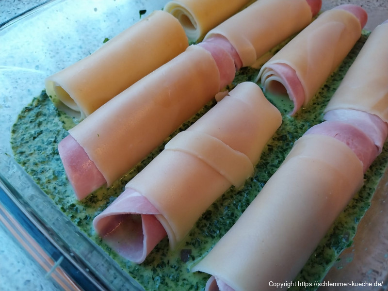 Lasagnerollen im Spinatbett